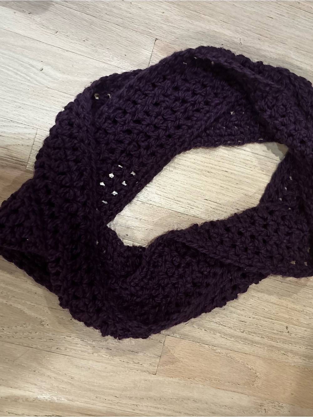 & Other Stories Chunky Knit Infinity Scarf - Plum